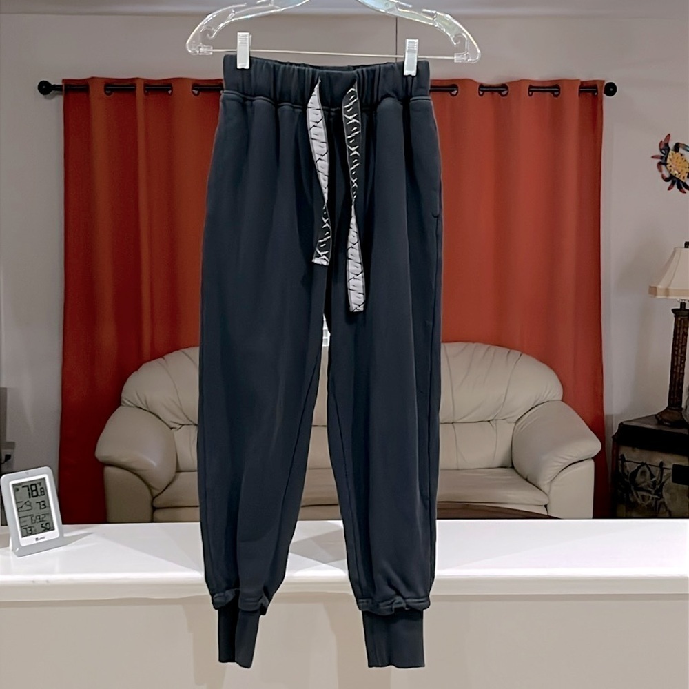 Gymshark Training Woven Joggers Drawstring Stretch Waist Women’s Size XS